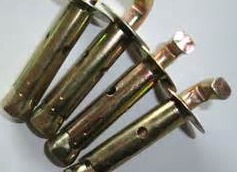 安裝一臺電熱水器需要用到幾個螺釘？